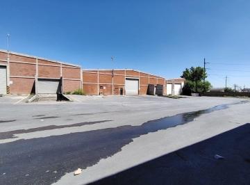 Bodega comercial , Saltillo · Se Rentan Naves en Vito Alessio
