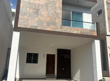Casa de 3 habitaciones, Monterrey · Casa en Renta en Paseo del Vergel