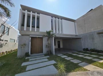 Casa · 298m² · 4 Recámaras · 2 Estacionamientos · Casa en Venta en Punta Tiburón Veracruz Alvarado Riviera Veracruzana