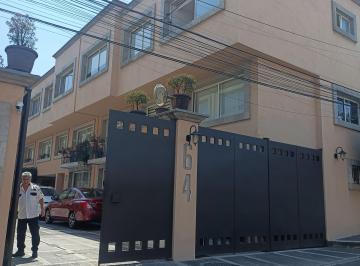 Casa en condominio de 3 habitaciones, Alvaro Obregón · Casa con 3 Recámaras y 317 m² Superficie de Terreno en Venta en Ampliación Alpes