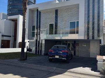 Casa de 4 habitaciones, Zapopan · Casa en Venta Puerta de Hierro, Andares, Zapopan, Jalisco
