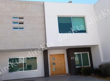 Casa en condominio de 3 habitaciones, Querétaro · Home Coto Club, Sólo Contado, Alberca Techada y Más Amenidades Exclusivas.