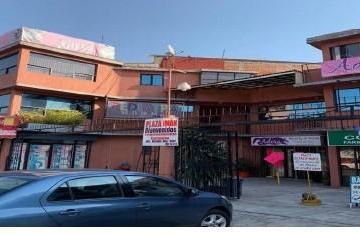 Edificio de 10 habitaciones, Coyoacán · Plaza Comercial Iman en Coyoacan