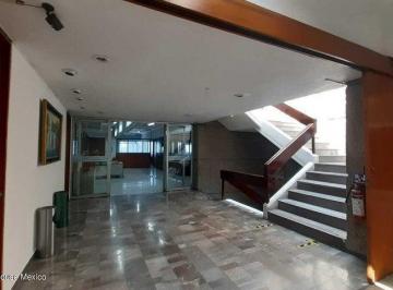 Oficina · 1800m² · 8 Estacionamientos · Oficina en Cuauhtemoc, Doctores