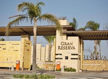 Terreno / Lote · 244m² · Terreno en Venta en Gran Reserva Lomas de Angelopolis, Cluster con Amenidades
