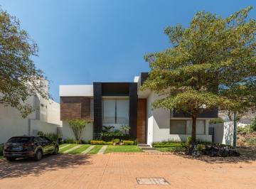 Casa en condominio de 3 habitaciones, Cuernavaca · Casa en Vista Hermosa en Fraccionamiento con Vigilancia con Alberca