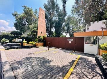 Casa de 4 habitaciones, Naucalpan de Juárez · Casa en Venta en Fraccionamiento Cerrado con Elevador y Departamento (3er Nivel)