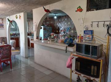 Casa de 6 habitaciones, Azcapotzalco · Amplia y Comoda Casa Si Se Desea, Fácil División Para 2 Deptos Independientes