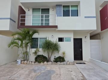 Casa de 4 habitaciones, Benito Juárez · Disfruta de 4 Hab Alberca y Seguridad en Punta Estrella