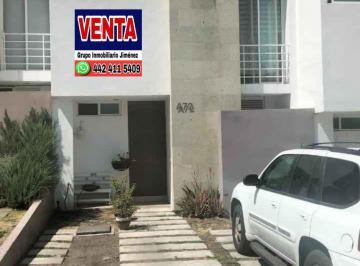Casa · 136m² · 3 Recámaras · 3 Estacionamientos · Casa - Punta Esmeralda