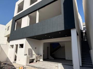 Casa de 3 habitaciones, Santiago · Casa de Pre Venta en El Barro Carr. Nacional, Monterrey Nuevo León.