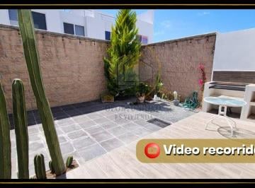 061b6195f3cf7e51ced74a784a4d2b6e9c2eba7b01b4ee1c344f1ba7ec88e428 · Casa en Venta en Zakia Queretaro con Patio Amplio