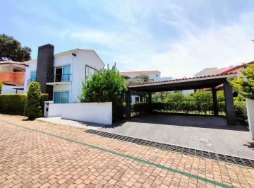 Casa de 4 habitaciones, Lerma · Casa en Venta en Fraccionamiento y Club de Golf Los Encinos