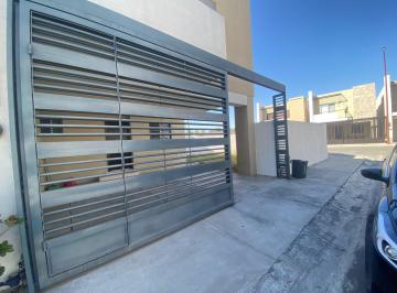 Casa de 3 habitaciones, Apodaca · Almeria 5o Sec. a 6 Minutos del Aeropuerto 174 Terreno, Exelente Para Inversion
