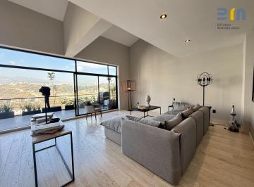 Casa en condominio · 500m² · 3 Recámaras · 5 Estacionamientos · Lomas Country Club. Casa en Venta