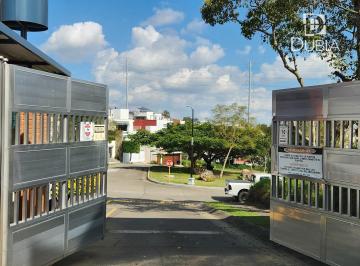 Terreno / Lote , Xalapa · 214 m Cluster en Cumbres Zona Monte Magno Privada con Portón Eléctrico
