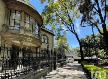 Casa · 1200m² · 5 Recámaras · 25 Estacionamientos · Renta de Casa - (Oficina, Restaurante, Bancos Etc.) Colonia del Valle Insurgentes y Angel Urraza