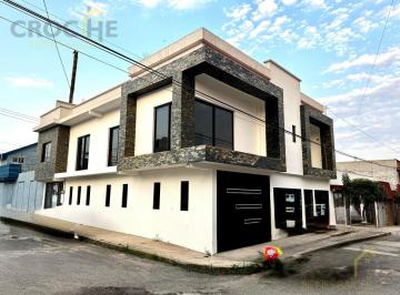 Casa · 320m² · 4 Recámaras · 2 Estacionamientos · Propiedad en Venta Bugambilias Trancas Ubicación Esquina