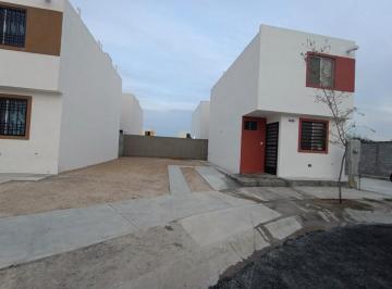 Casa de 2 habitaciones, Salinas Victoria · Casa en Renta en Salinas Victoria Nl
