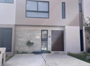 Casa de 3 habitaciones, Querétaro · Casa en Venta Lomas del Marques