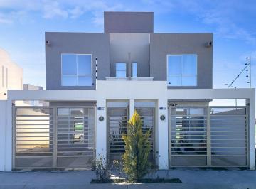 Casa , Toluca · Casa de 3 Recámaras en Vialidad