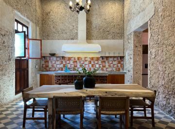 Casa de 3 habitaciones, Mérida · Casa "Las Luciérnagas" Ubicada en El 1er Barrio Magico de Mérida.