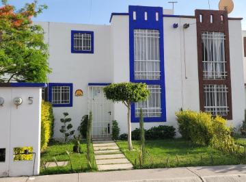 Casa de 3 habitaciones, San Juan del Río · Casa en Renta, Fracc. Paseos del Campestre. San Juan del Río, Qro.