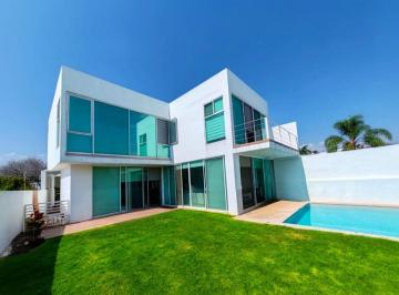 Casa de 4 habitaciones, Temixco · Casa en Venta en Burgos Bugambilias Corinto Residencial
