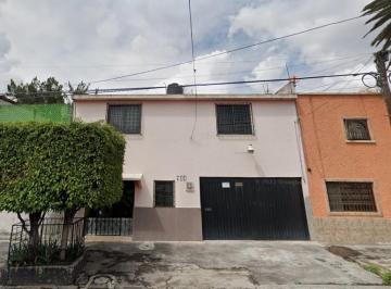 Casa de 3 habitaciones, Venustiano Carranza · Se Vende Casa en Venustiano Carranza