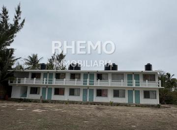 Edificio · 800m² · 12 Recámaras · 12 Estacionamientos · Hotel en Venta y Renta en La Playa de Tuxpan, Ver.