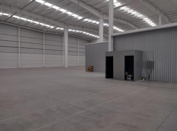 Nave industrial · 1872m² · 5 Estacionamientos · Nave Industrial de 1,872 m² en Renta Ubicada en Lerma