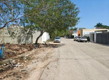 Terreno / Lote · 1165m² · Terreno en Venta en Mérida Residencial del Mayab 20 m de Frente