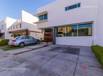 Casa en condominio de 3 habitaciones, Zapopan · Residencia de Lujo en Los Olivos en Venta