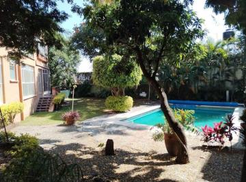Casa · 680m² · 6 Recámaras · 10 Estacionamientos · Casa Sola en La Carolina Cuernavaca - Crb - 1218 - Cs