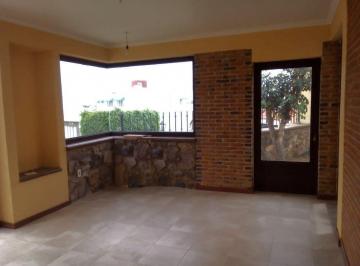 Casa · 220m² · 3 Recámaras · 2 Estacionamientos · Casa en Fraccionamiento en Loma Linda Cuernavaca - Crb - 1210 - Fr