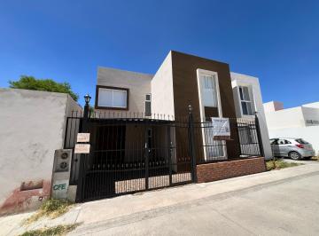 Casa de 3 habitaciones, San Juan del Río · Casa en Venta en Fracc Los Chabacanos en San Juan del Río, Querétaro.