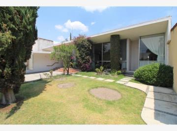 Casa de 3 habitaciones, Puebla · Casa de un Piso en Venta en Fraccionamiento Bosques La Calera Puebla, Pue.