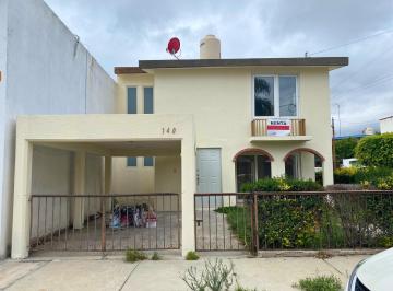 Casa de 4 habitaciones, San Luis Potosí · Casa Doble Esquina en Colonia Viveros, San Luis Potosí