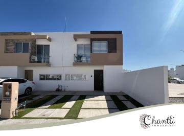 Casa de 3 habitaciones, San Luis Potosí · Casa en Venta en Privada en Villa de Pozos. San Luis Potosí.
