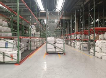 Bodega comercial , Tepotzotlán · Estupenda Nave Ind de 15,300 m, 2500 Kva, Red Incendios, Pozo Agua, Gas Nat