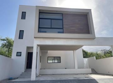 Casa de 3 habitaciones, Santiago · Casa en Venta Amani Terra Zona Carretera Nacional