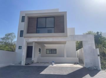 Casa de 3 habitaciones, Santiago · Casa en Venta Amani Terra Zona Carretera Nacional