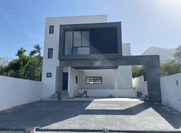 Casa de 3 habitaciones, Santiago · Casa en Venta Amani Terra Zona Carretera Nacional