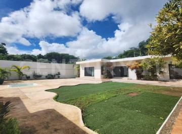 Casa · 400m² · 4 Recámaras · 8 Estacionamientos · Casa en Venta en Colonia Doctores Cancun