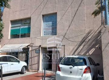 Edificio · 301m² · 4 Estacionamientos · Edificio Comercial en Venta en Centro Historico, Queretaro