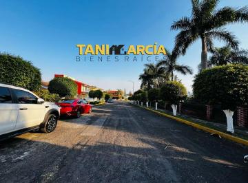 Casa de 3 habitaciones, Fortín · Vendo Casa de 1 Planta en Fraccionamiento Exclusivo Lomas de La Llave en Fortín.