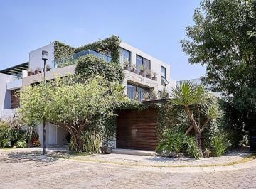 Casa de 4 habitaciones, San Andrés Cholula · Venta de Dos Casas Conectadas, Lomas de Angelópolis, Puebla.