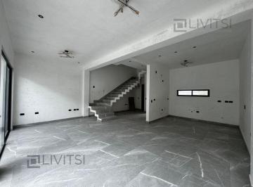 Casa de 3 habitaciones, Apodaca · Casa en Venta en Cerradas de Rinconada en Apodaca