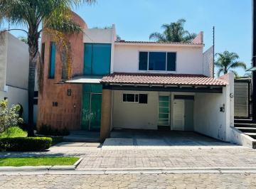 Casa de 3 habitaciones, San Andrés Cholula · Casa en Venta, Cluster 999, Lomas de Angelópolis Puebla
