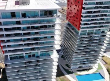 Departamento de 3 habitaciones, Querétaro · Vistas Espectaculares Desde El Piso 12, en Renta Central Park